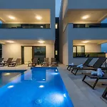 Menalo Elegance