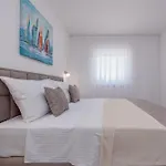 Menalo Elegance Lejlighedshotel