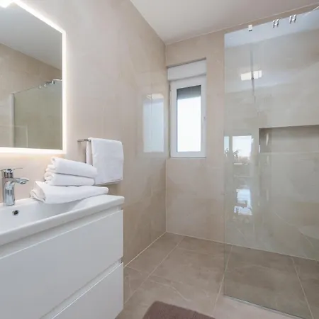Menalo Elegance 4* Zaton (Zadar)