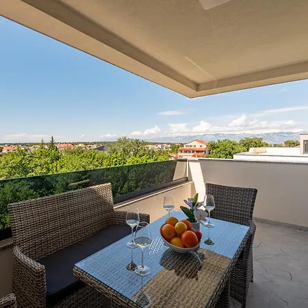 Menalo Elegance 4* Zaton (Zadar)