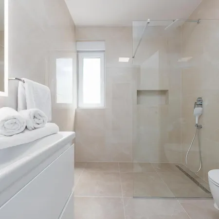 Menalo Elegance 4*