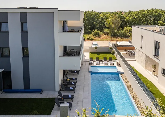 Menalo Elegance 4*