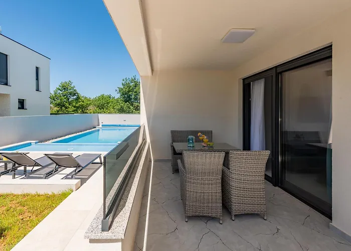 Menalo Elegance 4*