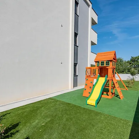 Menalo Elegance 4* Zaton (Zadar)