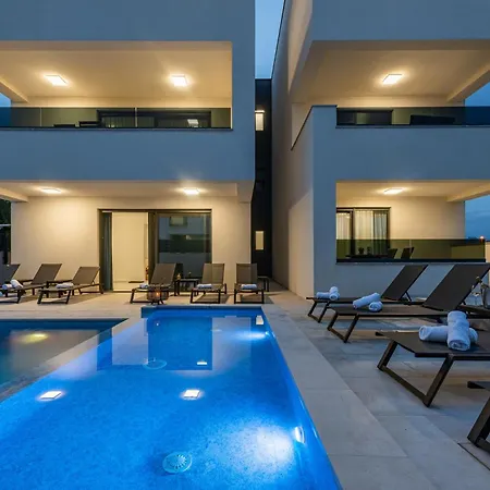 Menalo Elegance