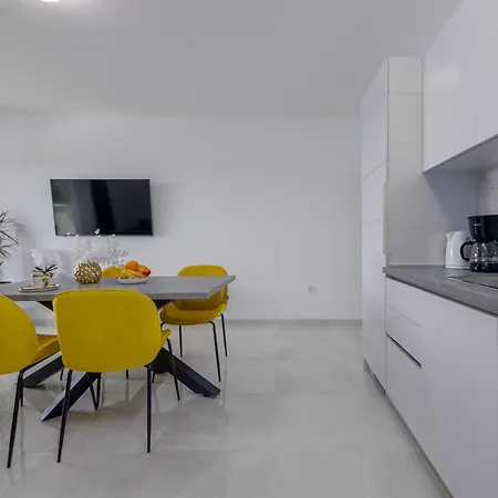 Aparthotel Menalo Elegance Zaton (Zadar)