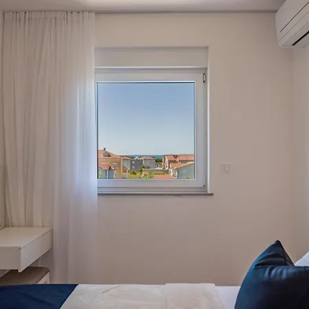 Menalo Elegance