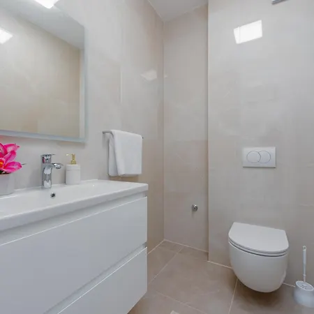 Aparthotel Menalo Elegance
