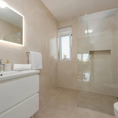 Menalo Elegance Zaton (Zadar)