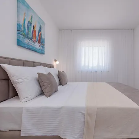 Menalo Elegance Hotel apartamentowy