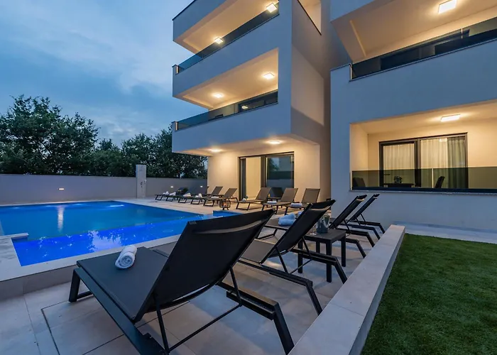 Apartmanhotel Menalo Elegance Zaton